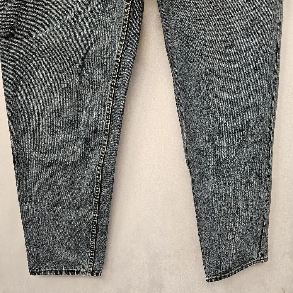 Levis size tag